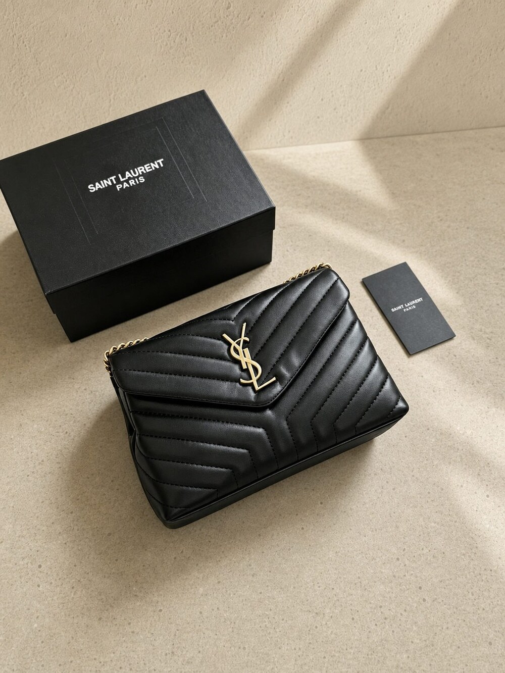 Yves Saint Laurent Loulou Medium Black Quilted Shoulder Bag - Picture 5 of 6